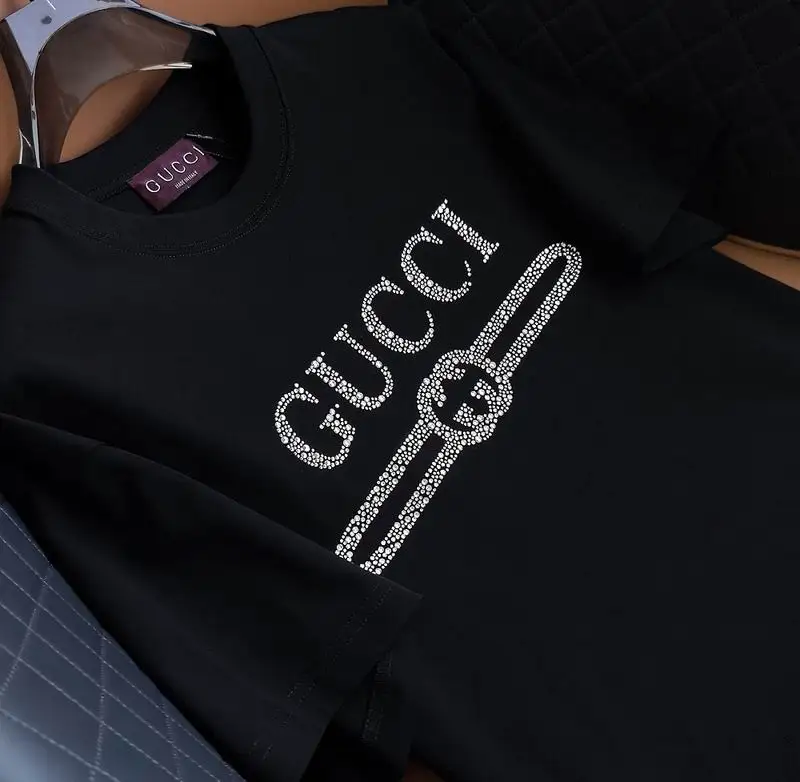 Gucci S-XL 25mr07 (9)